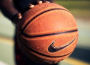 爱游戏官方-欧冠双城记，曼城稳如磐石，维尼修斯闪耀全场