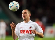 爱游戏在线-蒂亚戈的觉醒之夜，一记重炮改写格局，AC米兰战术击溃拉齐奥