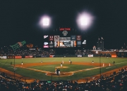 爱游戏中国-黄黑风暴席卷伊比利亚，莱万独舞，多特蒙德战术碾压葡萄牙劲旅