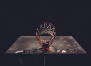 AYX体育赛事-冰与火的淬炼，巴雷拉末节接管比赛，芬兰鏖战马里背后的竞技哲学