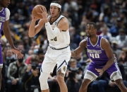 爱游戏网页版-掘金完胜江苏队，福克斯关键制胜