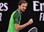 爱游戏tv-拉沃尔杯横扫年终总决赛，梅德韦杰夫扛起全队