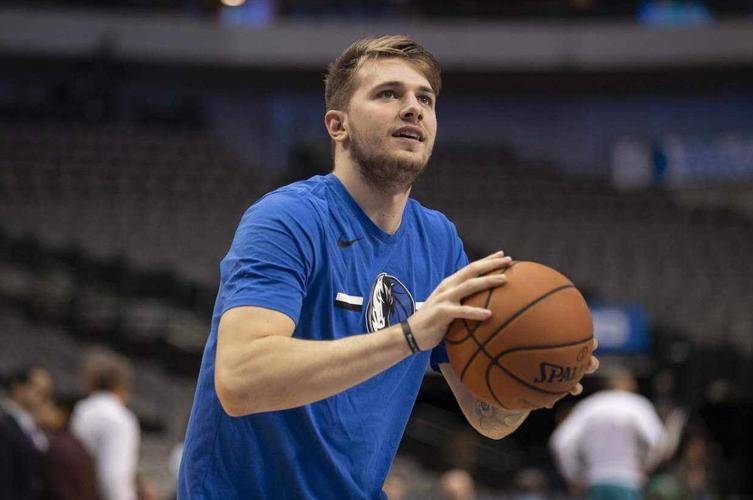 猛龙力克独行侠，东契奇高光表现