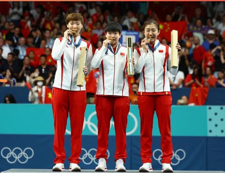 中国队完胜法国队，张继科惊艳四座