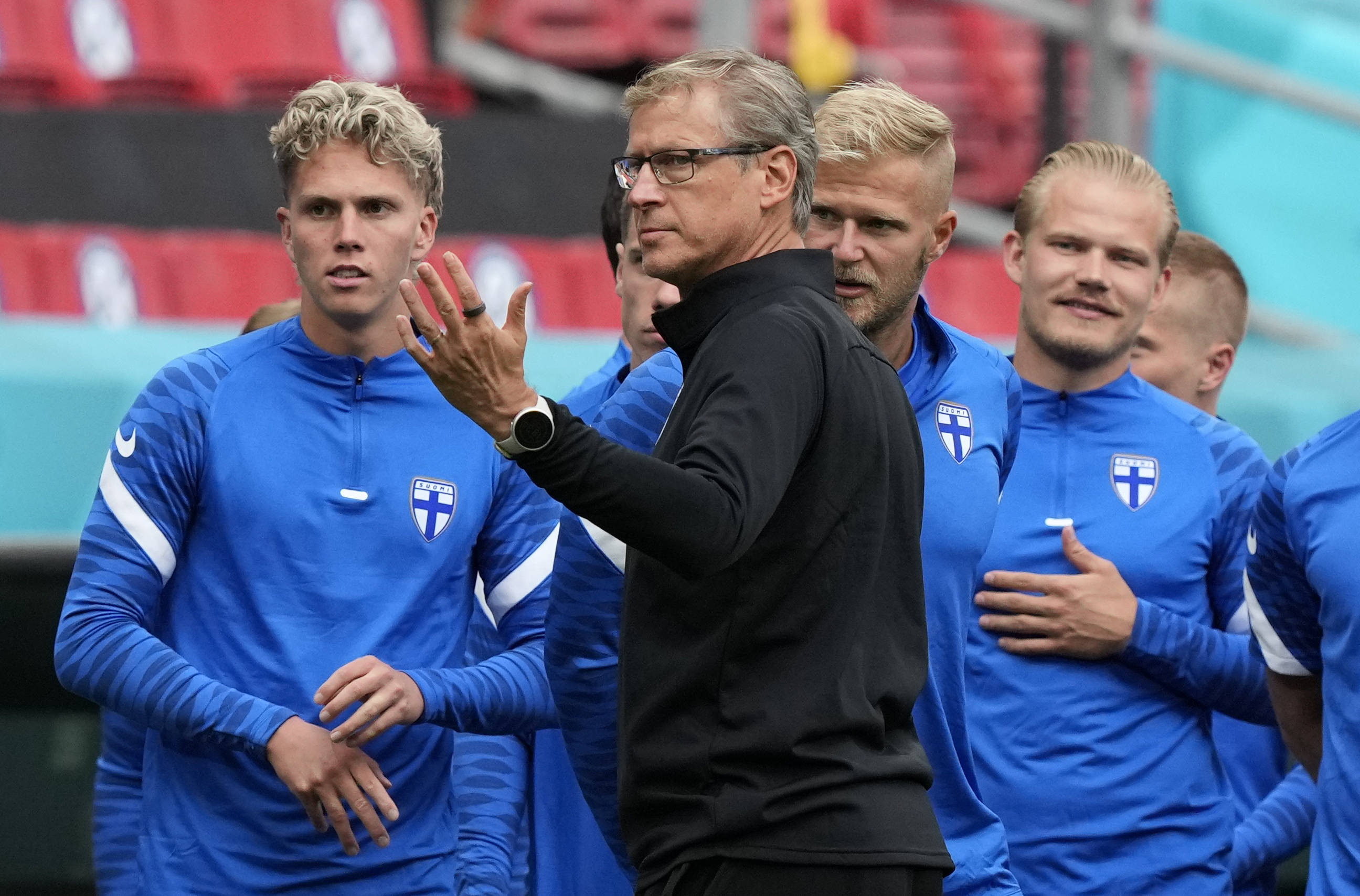 威尔士不敌芬兰，小组出线形势不妙