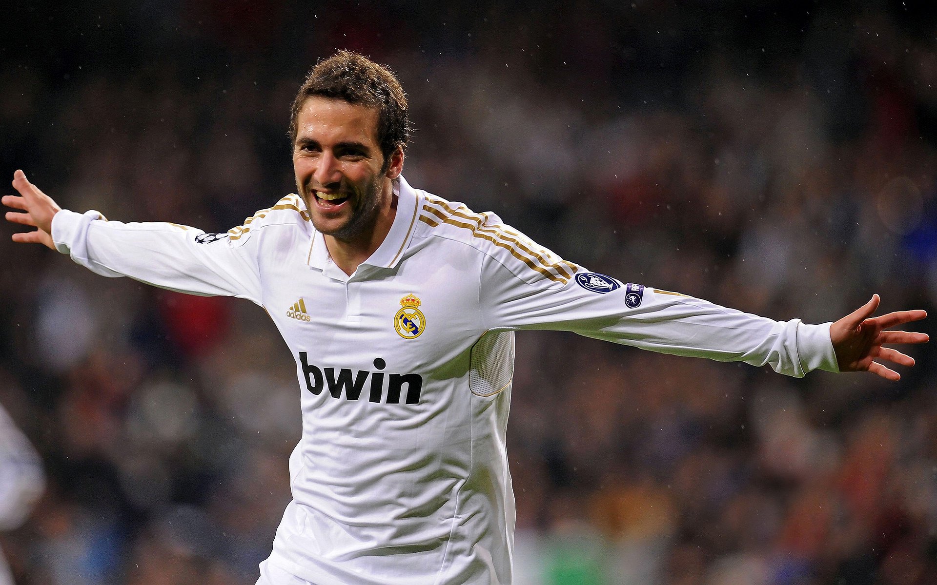 绿茵场上的广厦队，意甲焦点战中的狂胜哲学