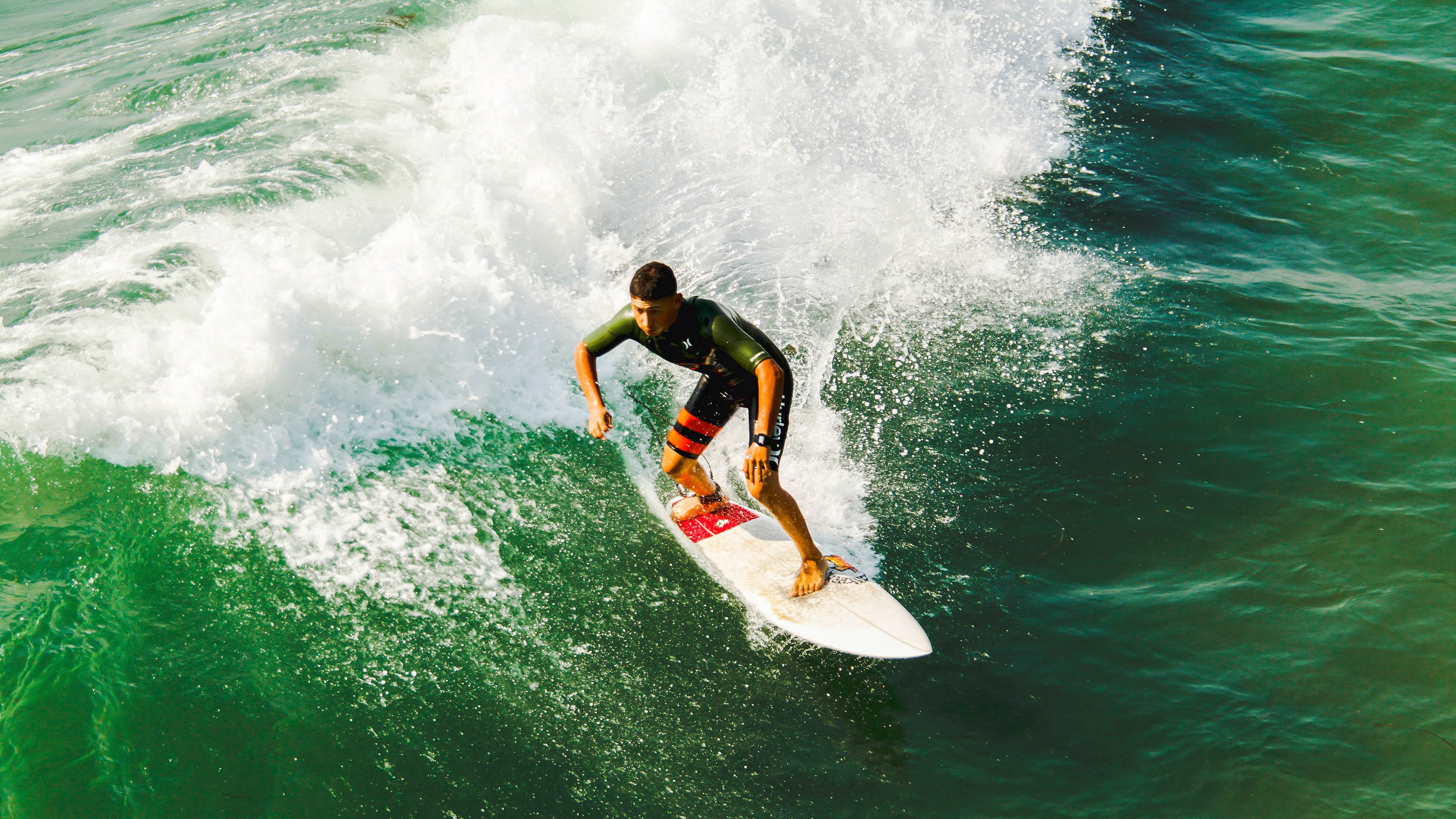米切尔高光表现闪耀全场，独行侠力克山西队展团队韧性